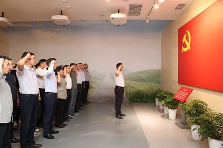 说明: //zzb.wangzhancr.com/__local/E/84/24/EBFC0450DB99A849A0D2350B3BA_DA24301E_3720B.jpeg